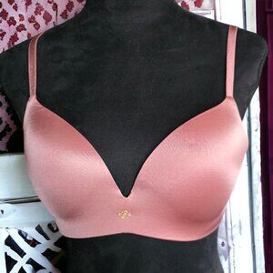 VICTORIA SECRET (36B) SO Obsessed No Underwire